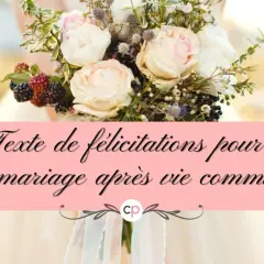Texte de félicitations pour un mariage après vie commune. Un bouquet de roses et de baies orne cette carte.
