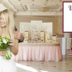 Un couple de mariés devant un buffet de mariage rempli de douceurs. Un festin sucré pour un jour parfait.