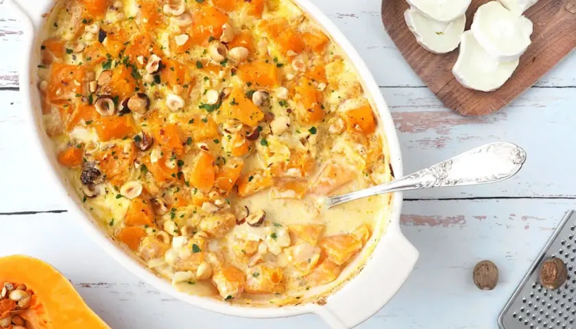 Gratin de courge butternut crémeux aux noisettes et fromage de chèvre. Une idée gourmande pour savoir que faire avec des butternut.