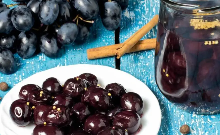 Raisins trop mûrs - 10 idées recettes anti-gaspi