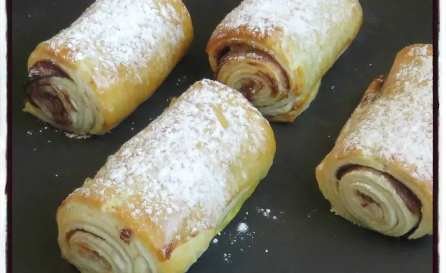 Feuilletés au chocolat express - La recette facile et inratable