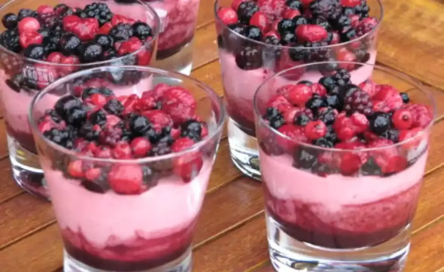 Dessert léger fruits rouges surgelés - Évitez 3 erreurs!