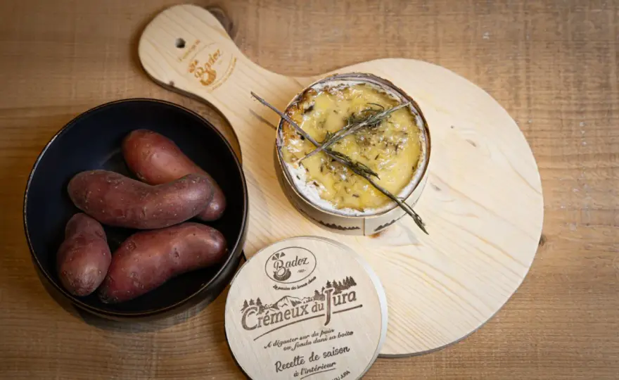 Crémeux du Jura au four - La recette fondante inratable