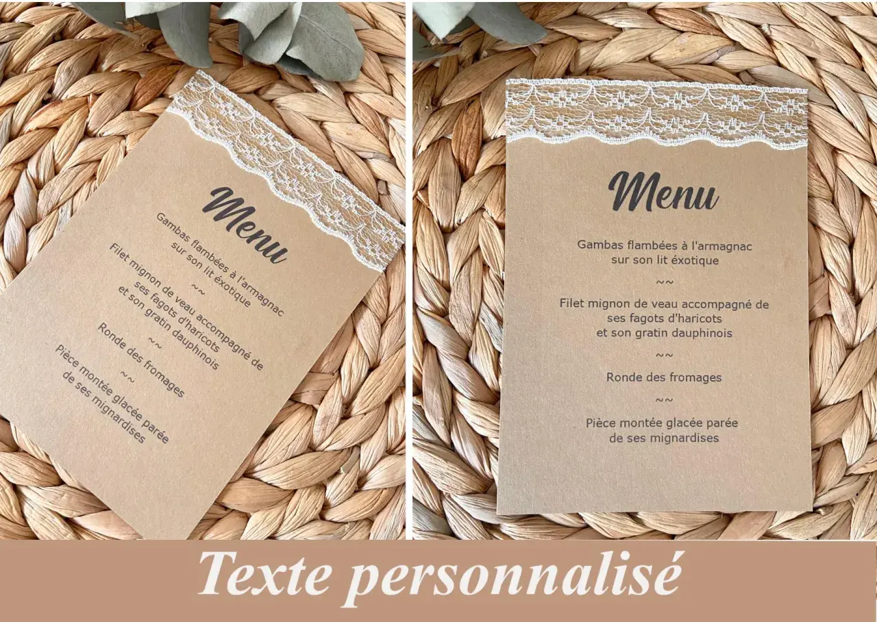 Menu mariage champêtre sur fond de paille tressée, avec dentelle blanche. Le menu propose gambas, filet mignon, fromages et pièce montée glacée.